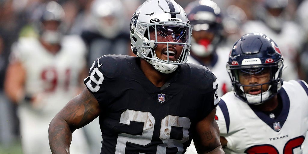 Raiders explode behind Josh Jacobs, beat Texans