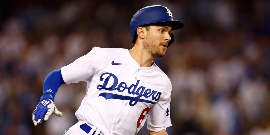 Trea Turner slam, solo HR; Kershaw hurt, Dodgers beat Brews – KXAN