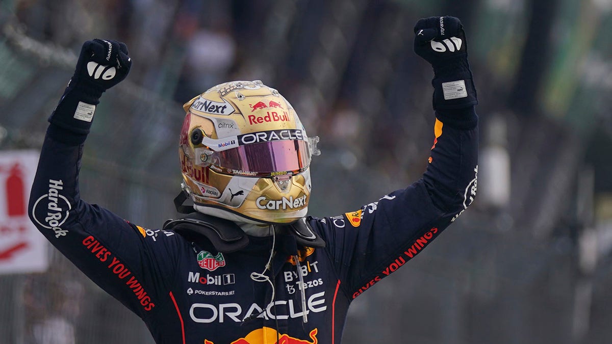 Max Verstappen wins in Mexico City