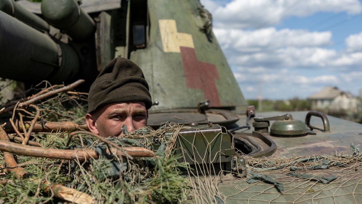 Ukraine war: Russia withdraws troops from Lyman, strategic town in region Putin annexed
