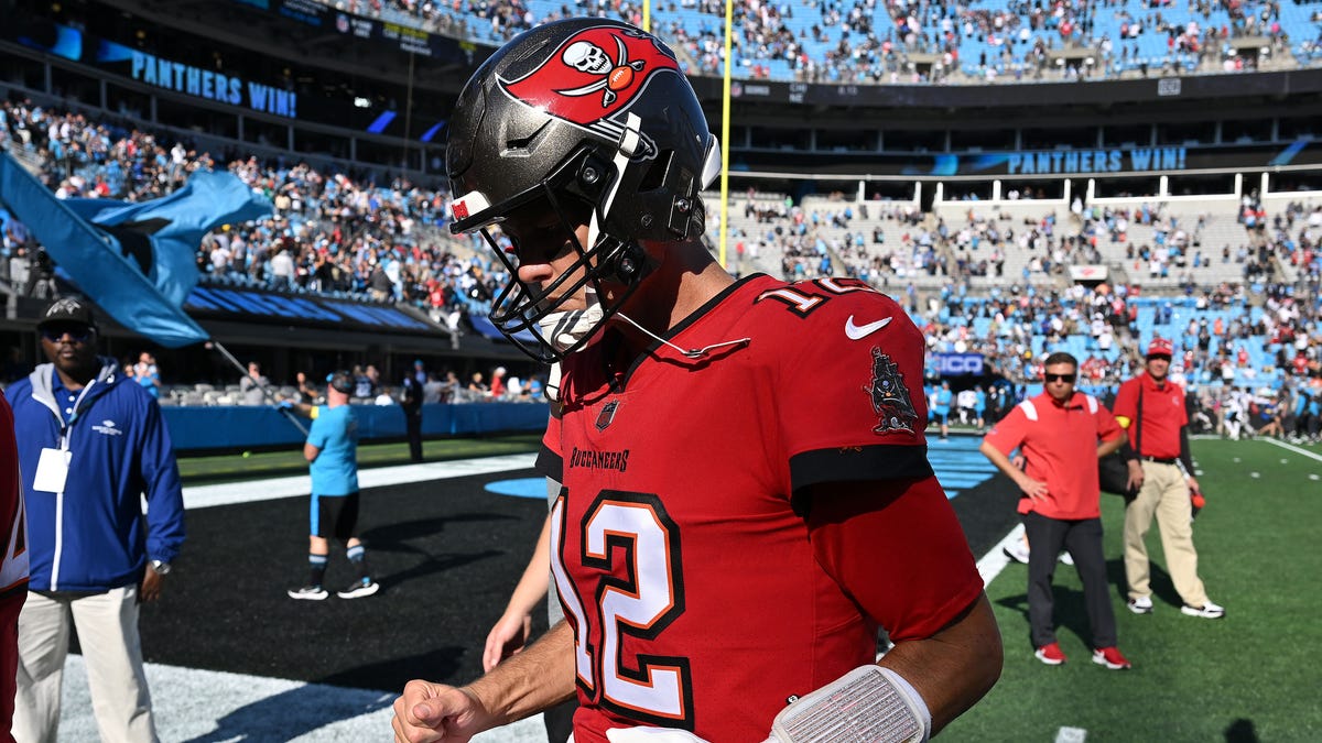 Tom Brady's Tampa Bay Buccaneers Suffer Blowout Loss to Panthers