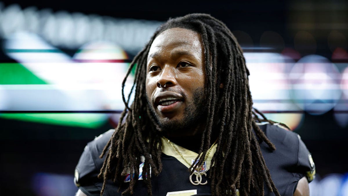 Saints' Alvin Kamara Pleads No Contest To Lesser Misdemeanor Charge ...