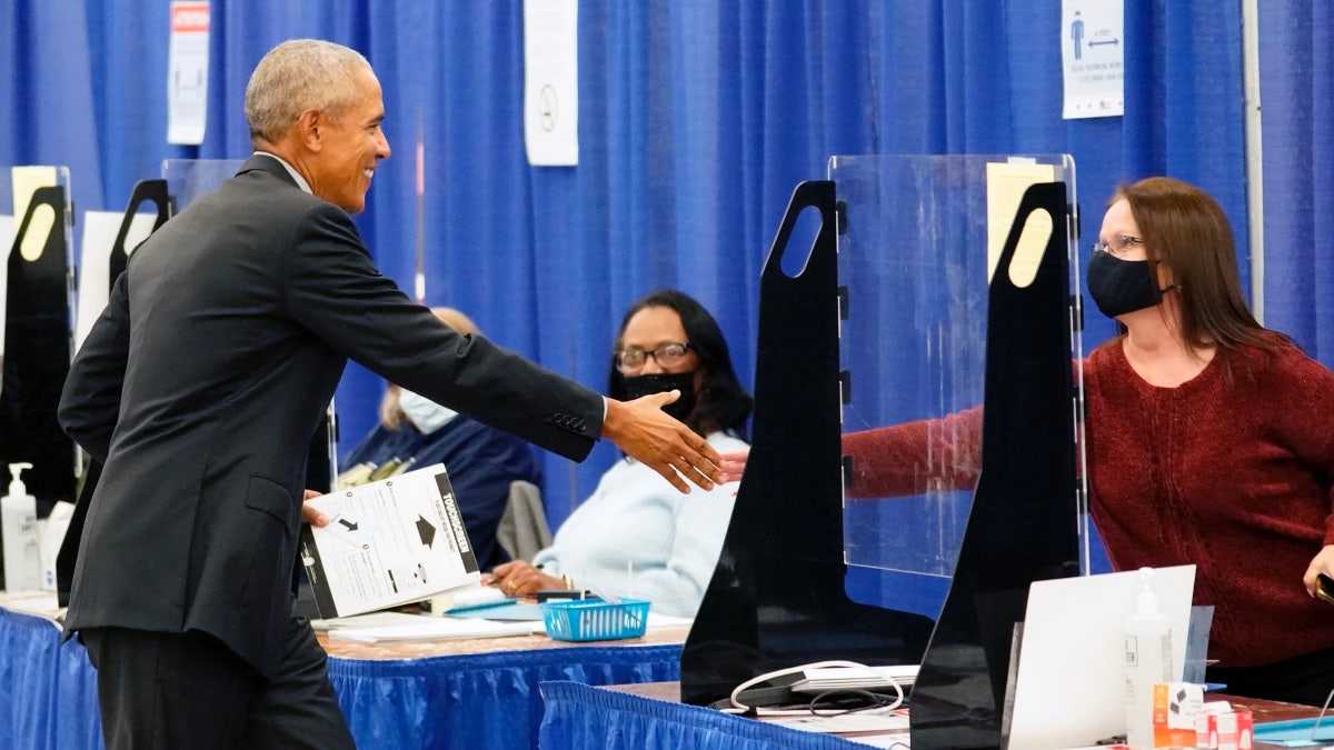 Former President Obama votes early