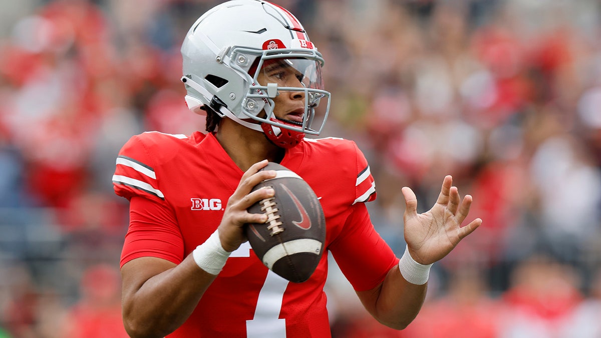 CJ Stroud looks to pass