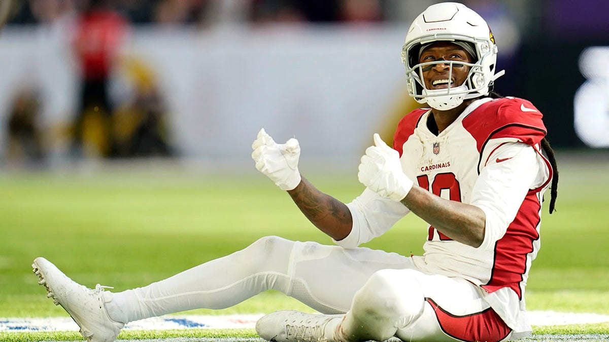 DeAndre Hopkins reacts to incomplete pass