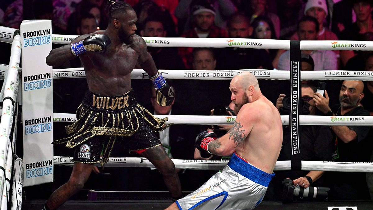 Deontay Wilder Looking Bulked Up Like Hercules - Boxing News 24
