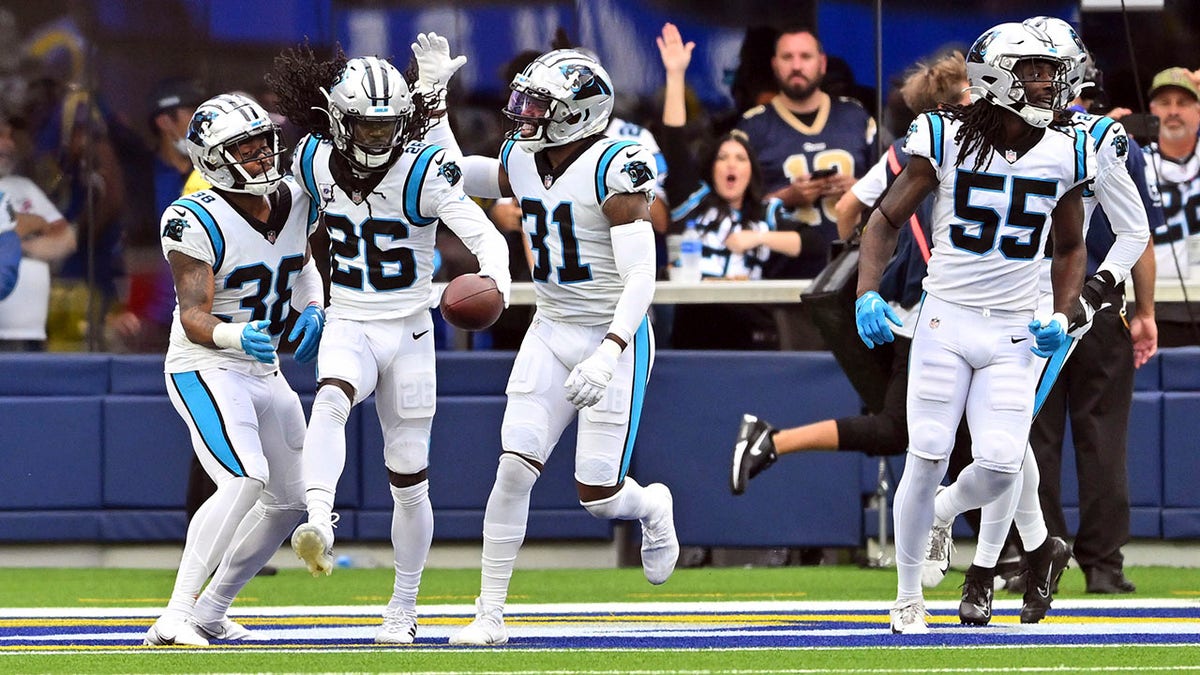 Los Angeles Rams rally past Carolina Panthers to end two-game skid