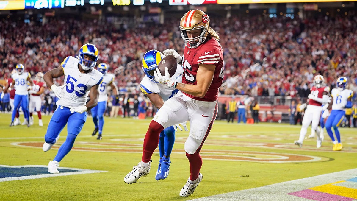 George Kittle catches pass out of bounds