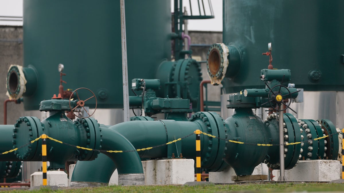 A french pipeline during the day