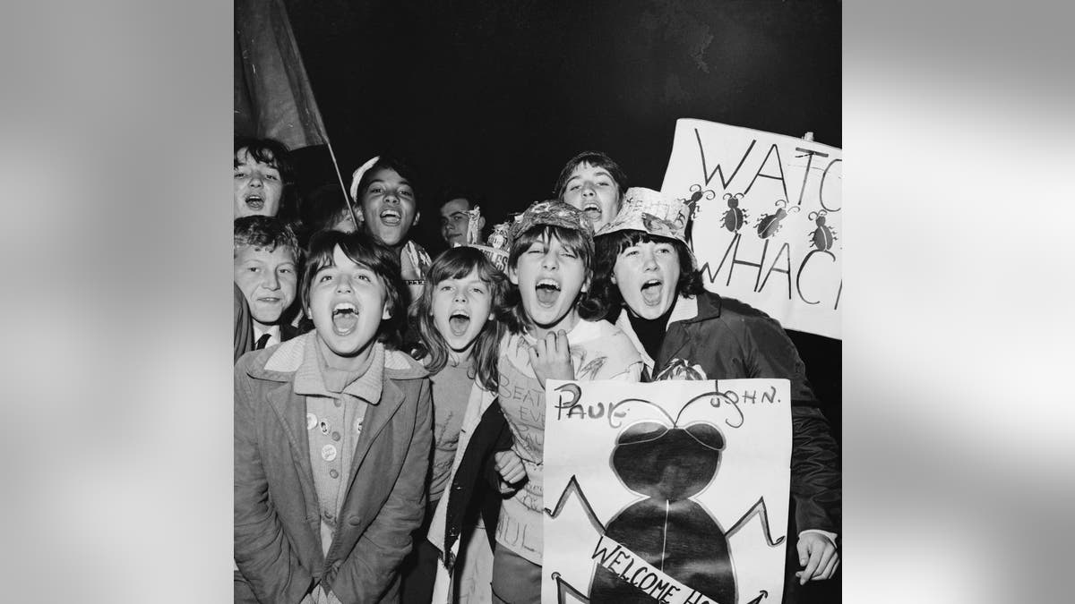 Screaming Beatles fans