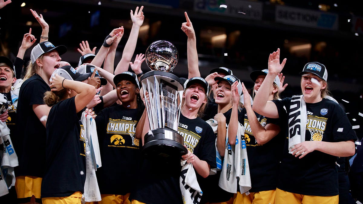 Hawkeyes celebrate winning Big Ten Tournament