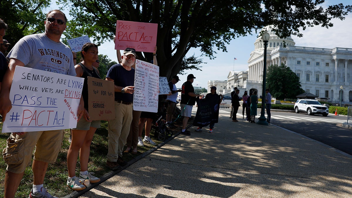 Veteran Groups Grapple With Declining Membership. What's At Stake If ...