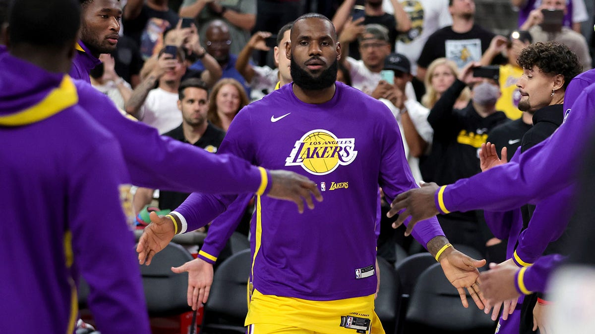 Some fans aren't loving the new purple Lakers jersey