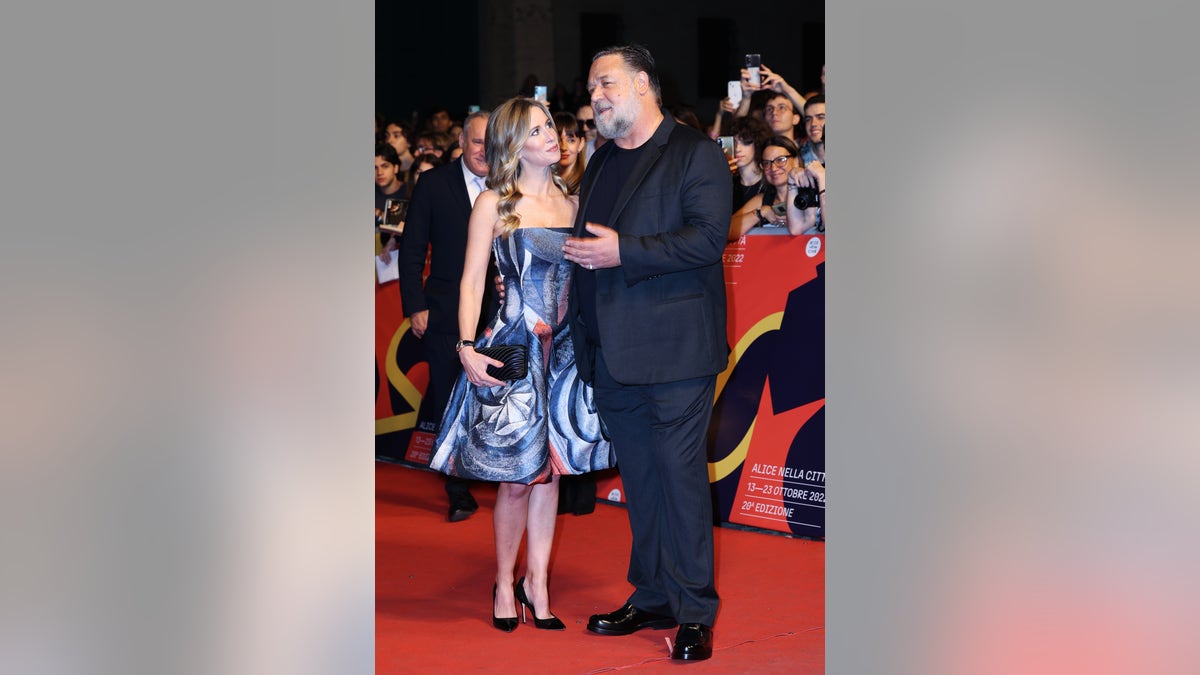 Russell Crowe and his girlfriend Britney Theriot