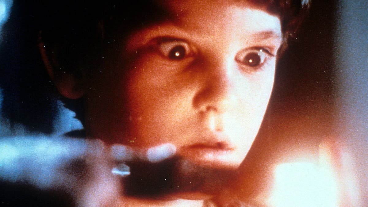 Henry Thomas reflects on the legacy of 'E.T. the Extra-Terrestrial' 40  years later - ABC News