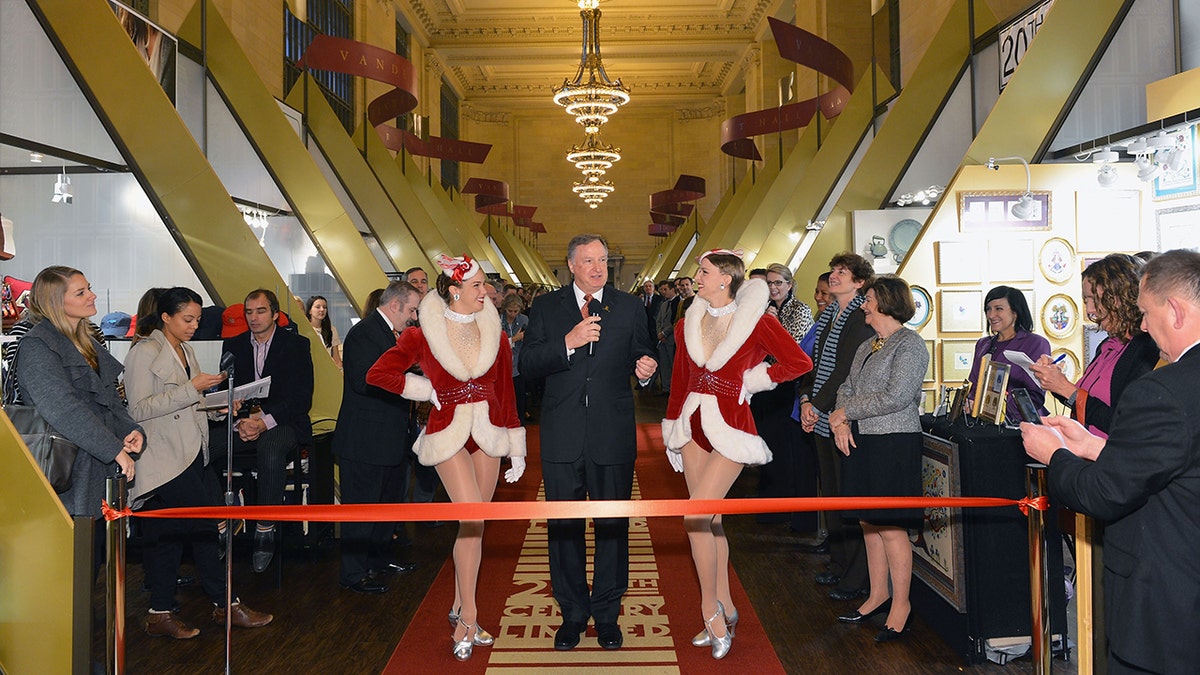 grand central holiday fair opening