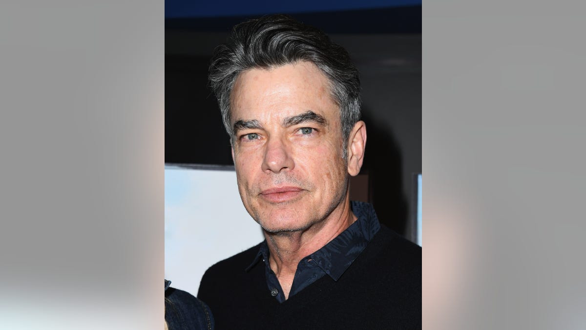 Peter Gallagher