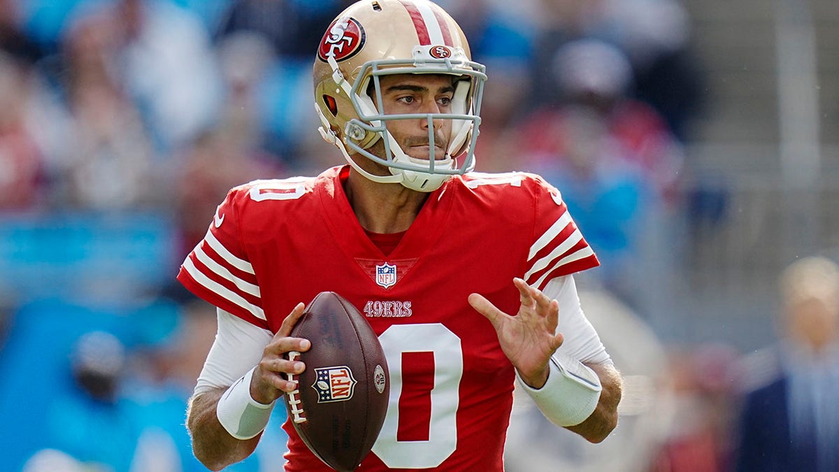 Jimmy Garoppolo looks to throw