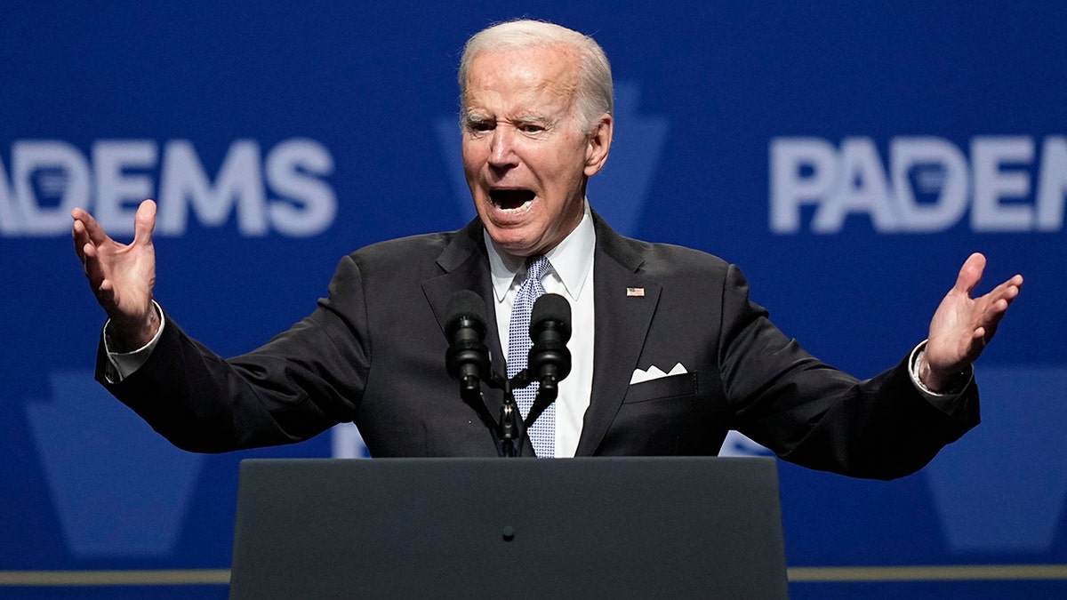 President Biden speaks about John Fetterman in Pennsylvania campaign event