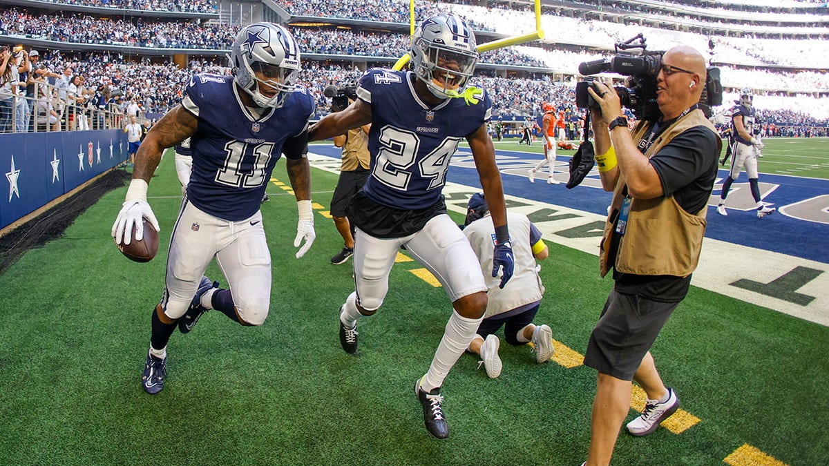 Micah Parsons celebrates TD