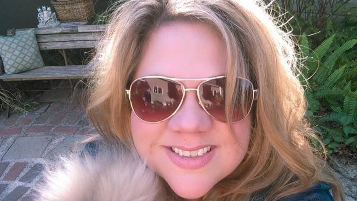 Missing woman Michelle Reynolds wearing sunglasses