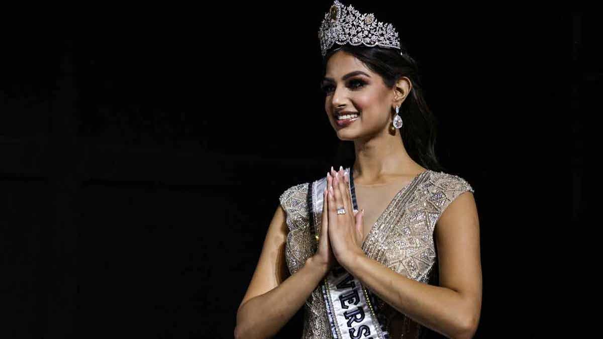 Miss Universe 2021 Harnaaz Sandhu 