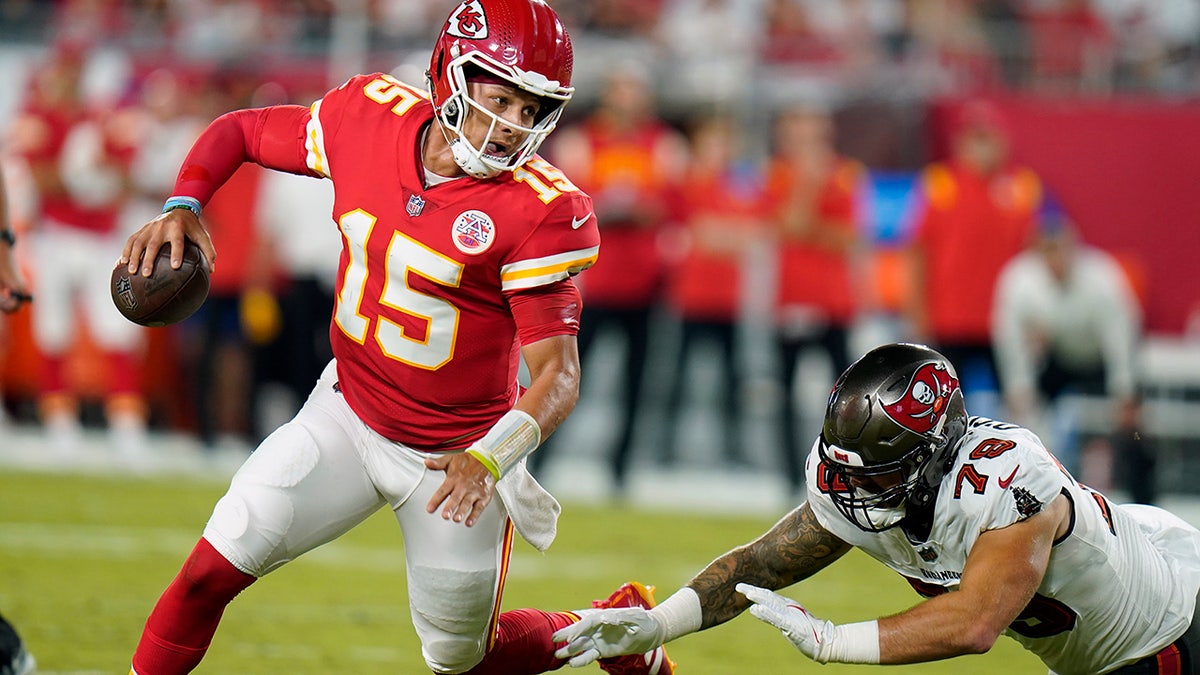 Buccaneers batter Mahomes in 31-9 Super Bowl rout of Chiefs - The San Diego  Union-Tribune