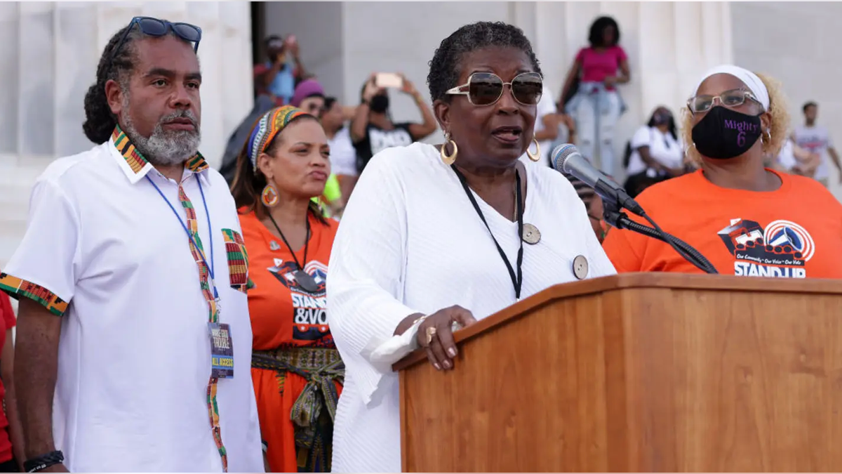 Cora Masters Barry at podium outside Lincoln Memorial