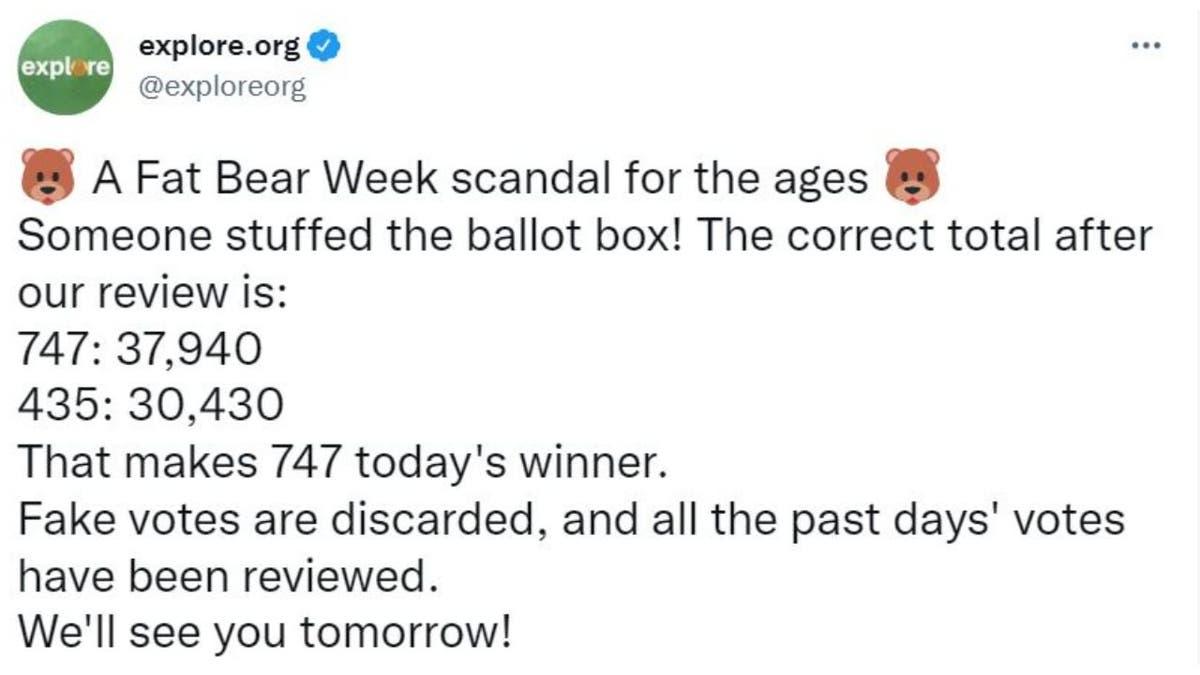 explore.org's Twitter announcing cheating scandal Fat Bear Week 2022