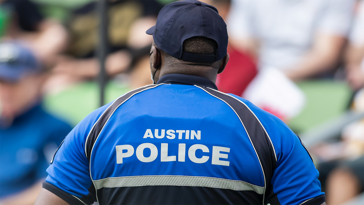 Austin police officer