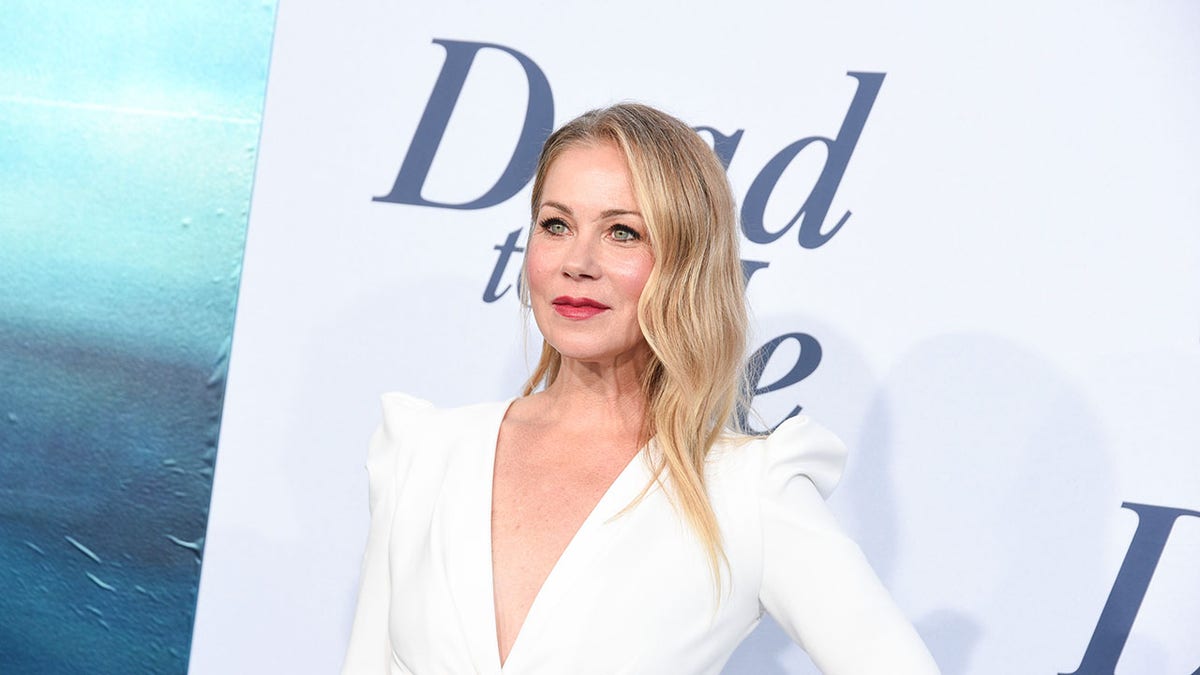 Christina Applegate at the season one 'Dead to Me' premiere in 2019