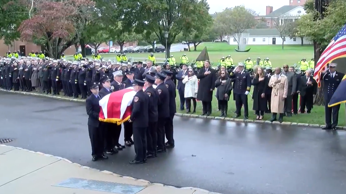 NYC paramedic funeral: FDNY EMS Alison Russo posthumously promoted to ...