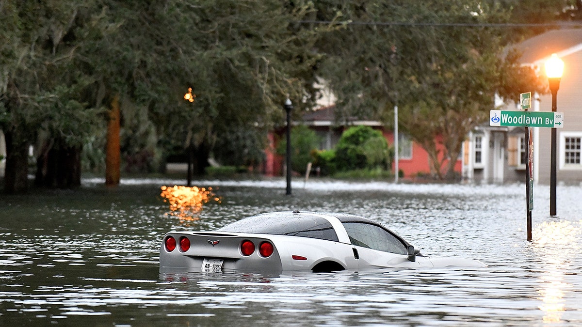 Hurricane Ian: How To Spot A Flood-damaged Used Car For Sale | Fox News