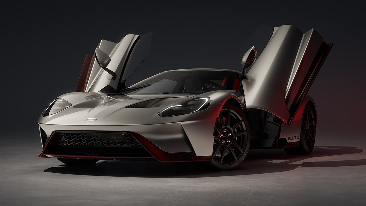 Ford GT doors