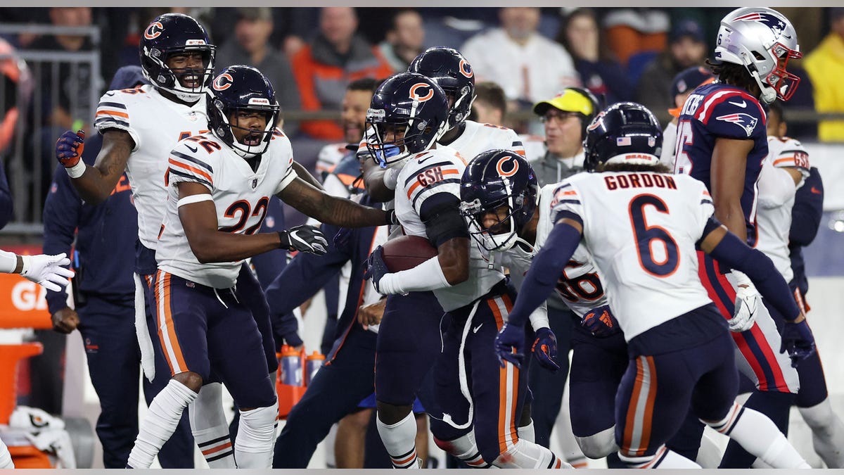 Jaquan Brisker celebrates interception