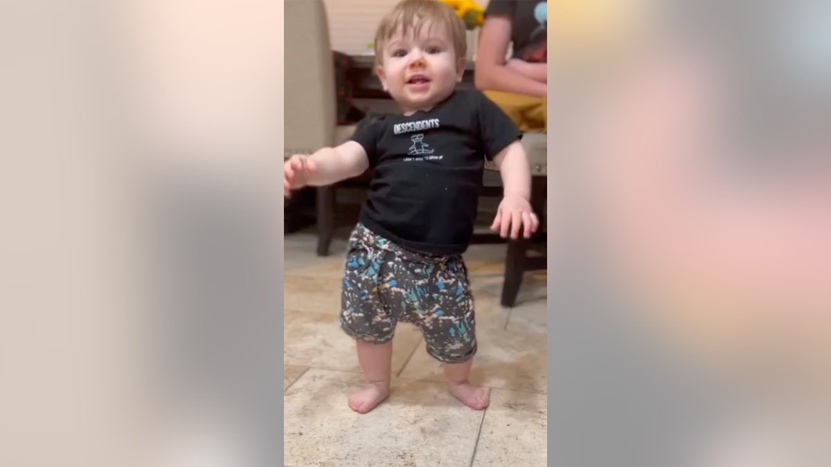 baby dancing