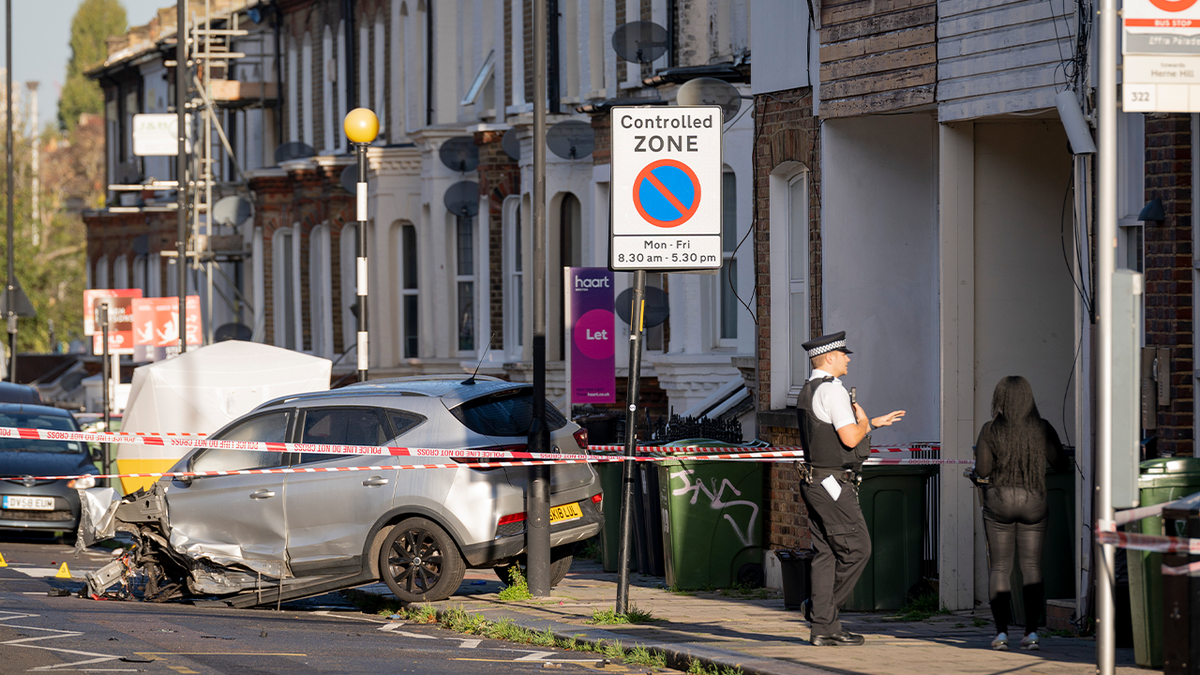 Police at site of London shooting