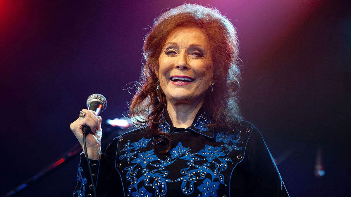 Loretta Lynn