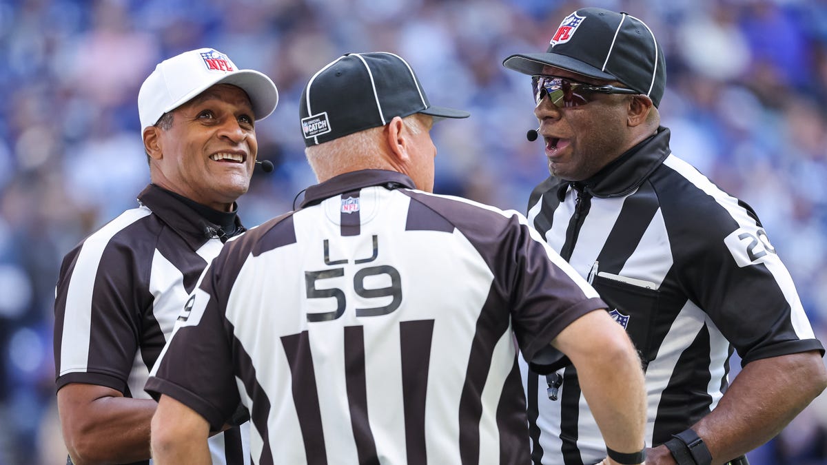 NFL referees discuss call