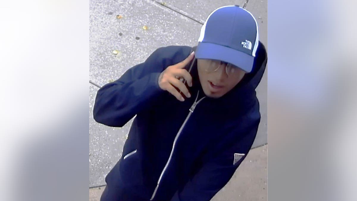 nyc robbery surveillance video
