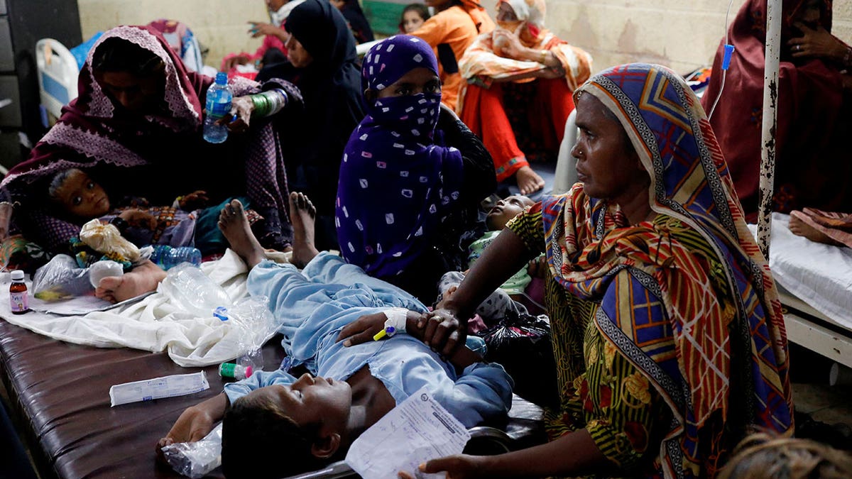 Pakistan outbreak of malaria
