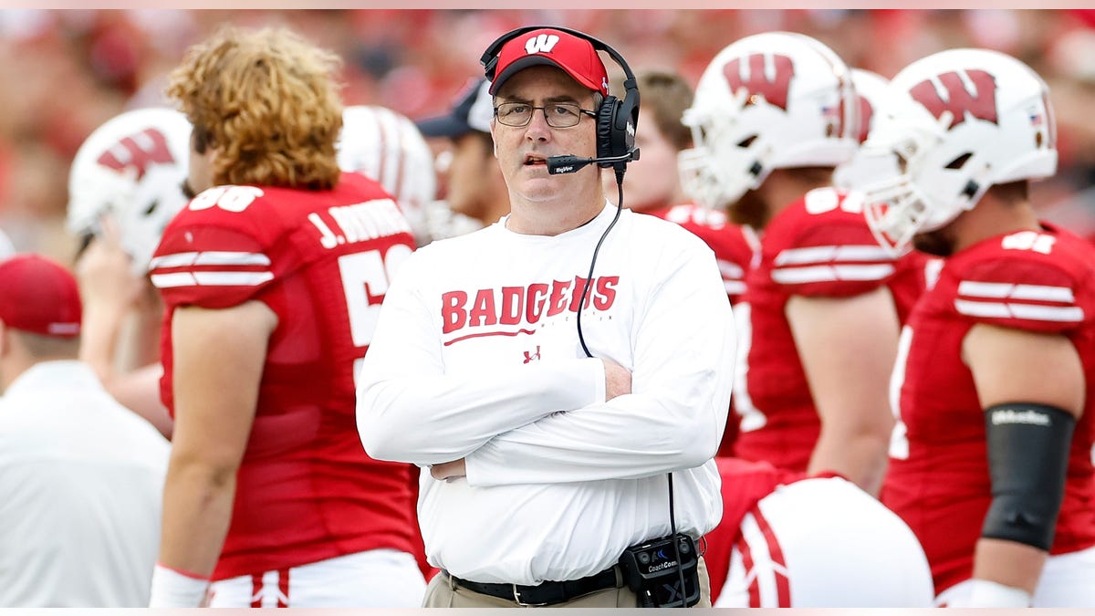 Paul Chryst arms folded