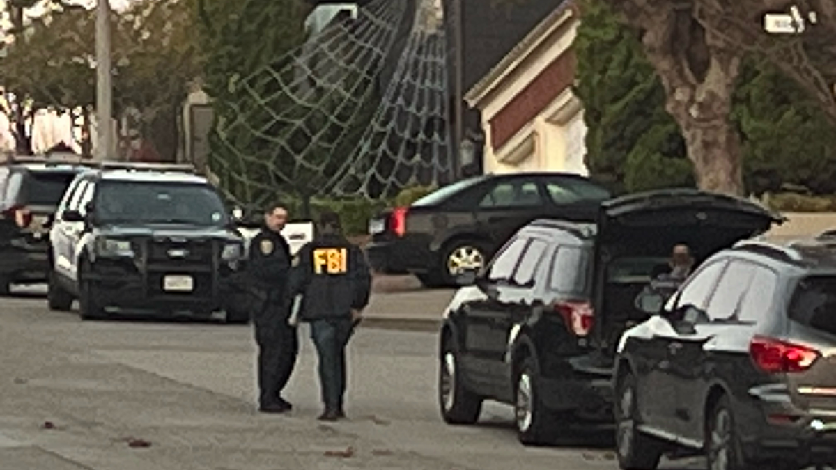 FBI agent, police officer on street nearby Pelosi residence break-in home invasion