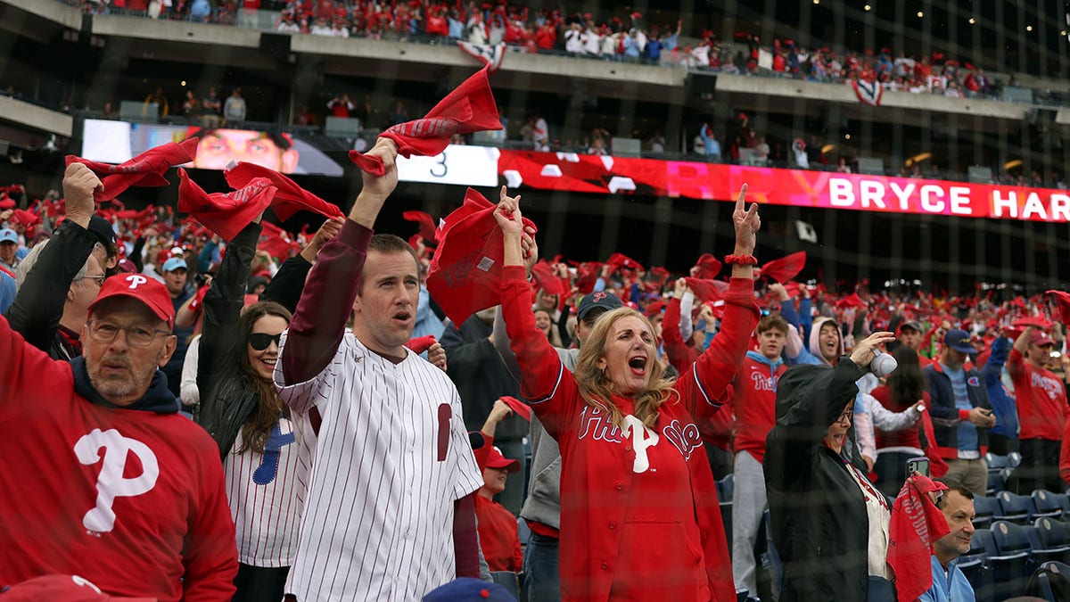 NLCS 2022: Philadelphia Phillies fans celebrate World Series berth