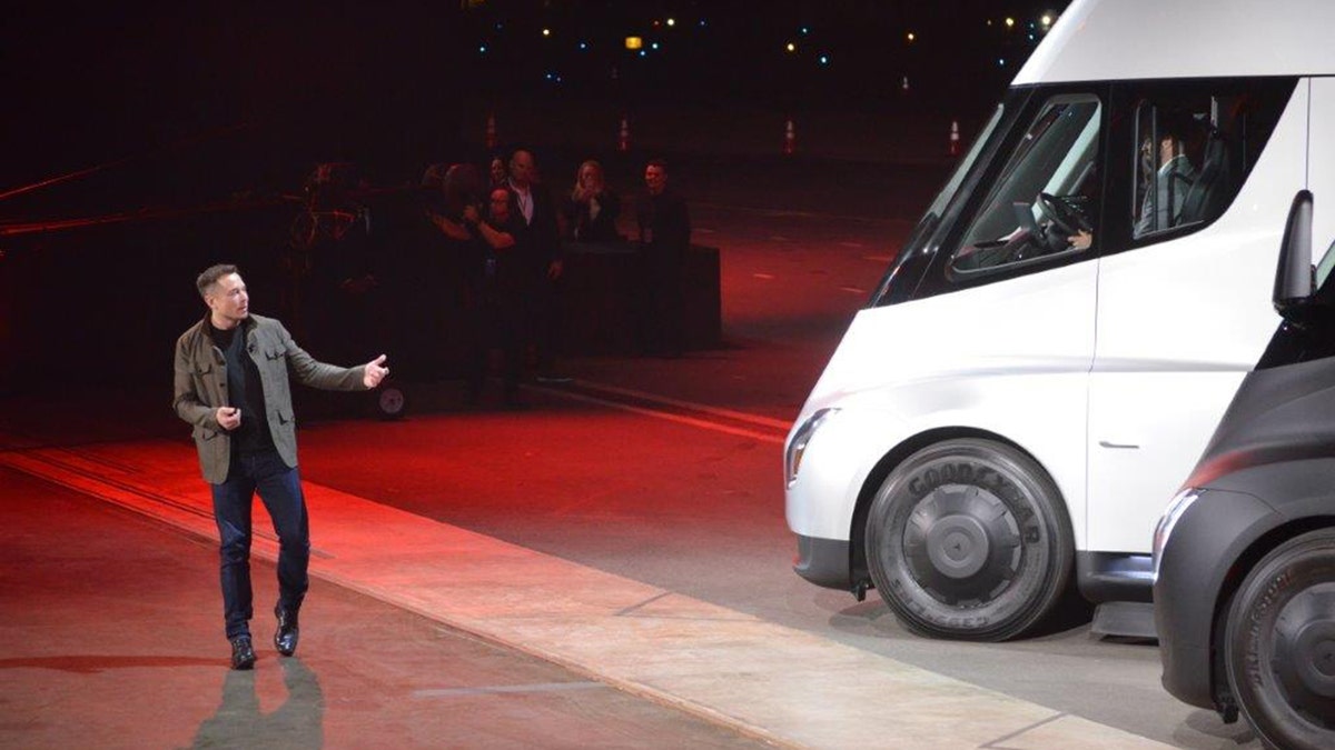 Tesla Semi reveal