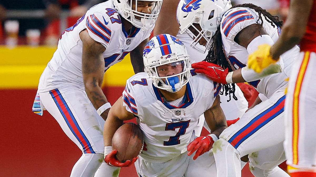 Bills outlast Chiefs as Taron Johnson picks off Patrick Mahomes to