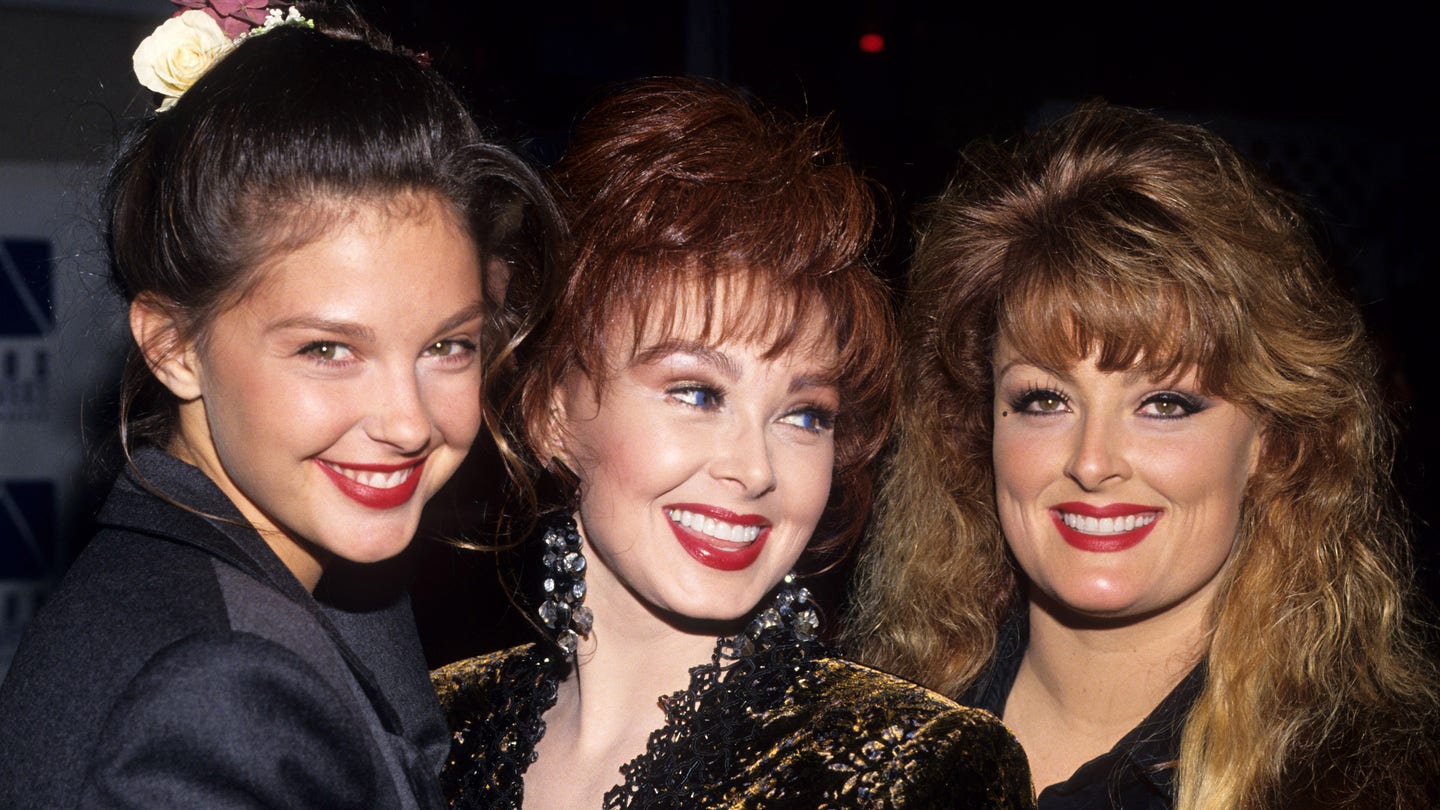 Wynonna Judd Sings with Angels: Remembering Naomi's Legacy on Tribute Album