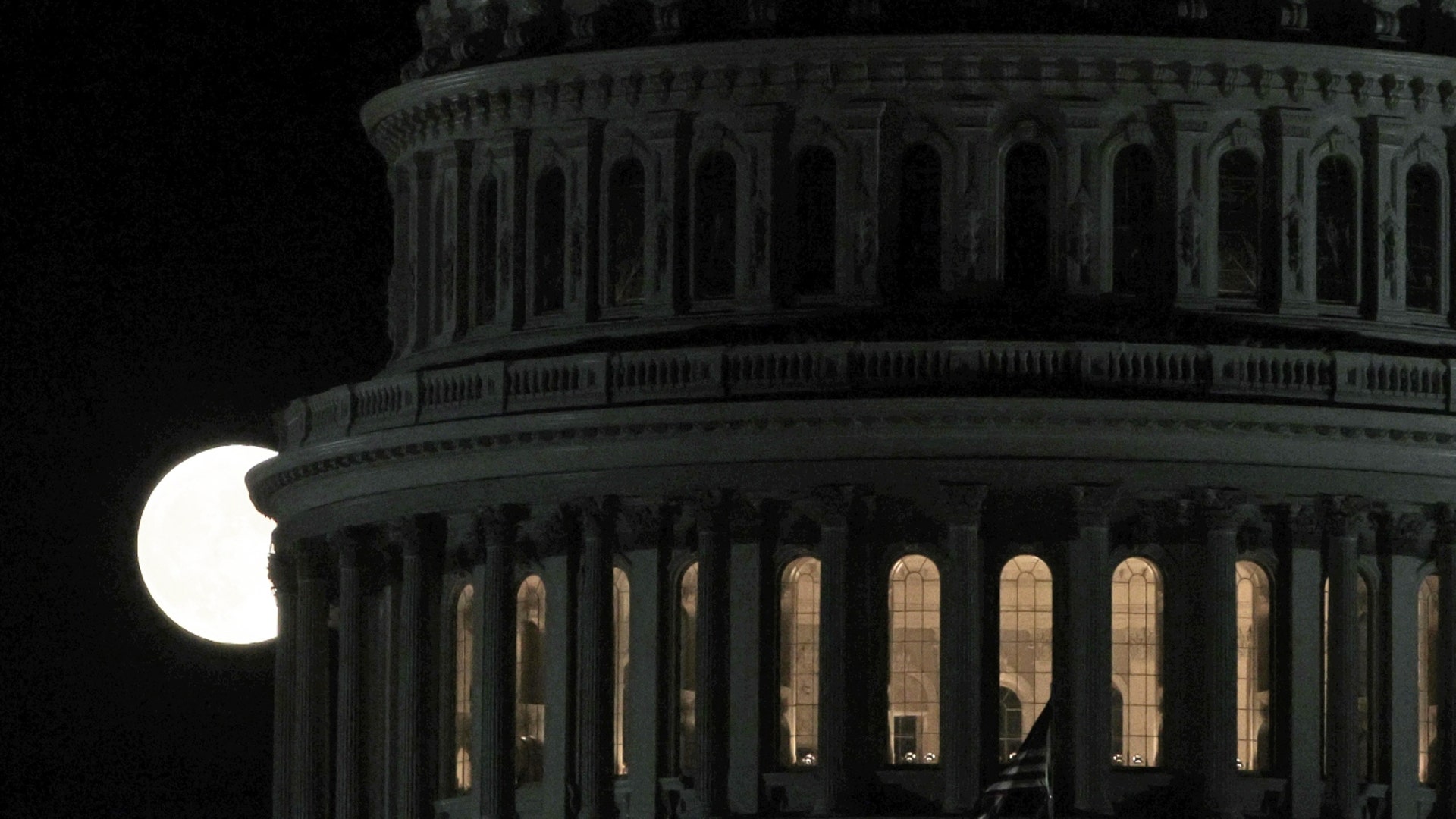 Stunning images of hunter's moon worldwide Fox News