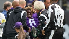 Vikings' Lewis Cine suffers gruesome knee injury, taken out of game on cart