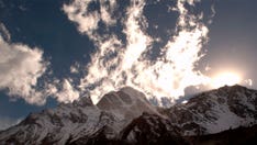 10 mountaineers dead after avalanche in northern India